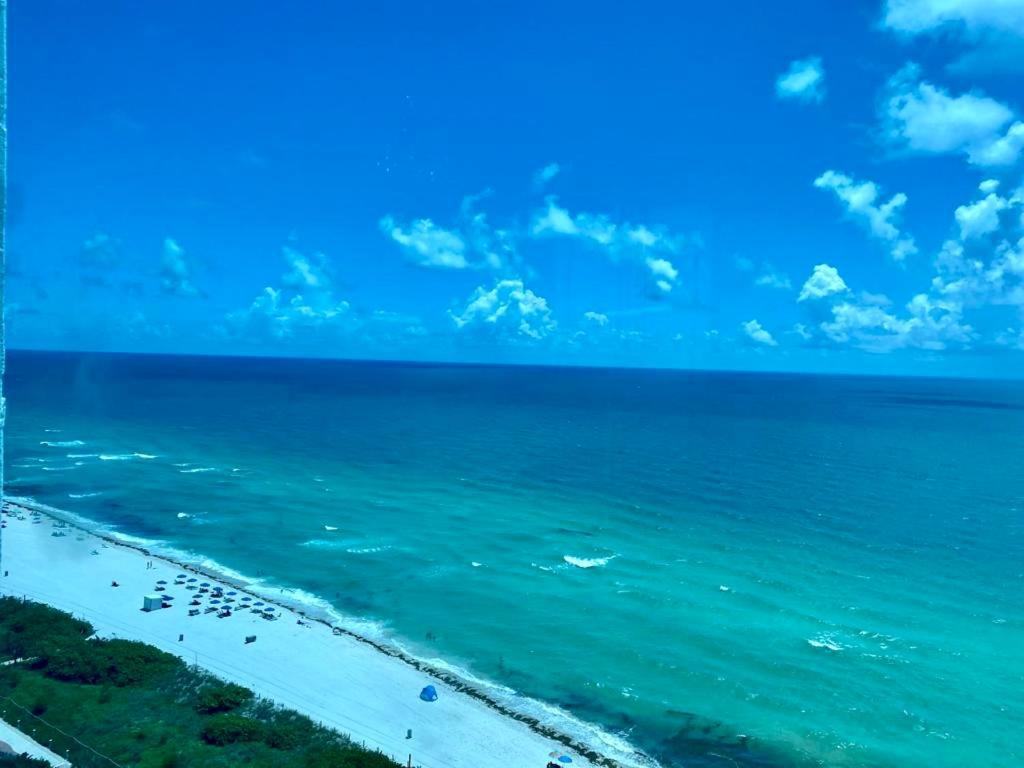 מיאמי ביץ' Castle Beach Resort Condo Penthouse Or 1Br Direct Ocean View -Just Remodeled- מראה חיצוני תמונה