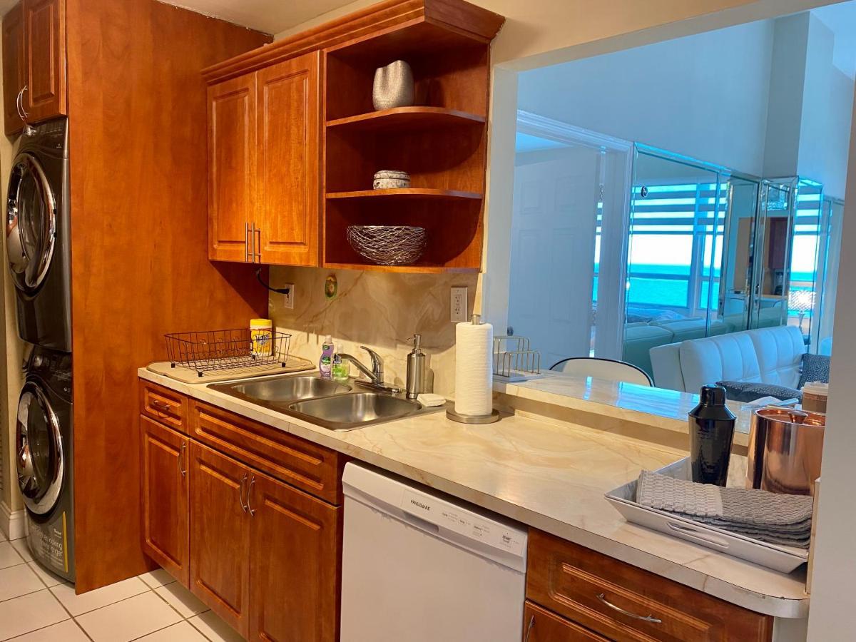 מיאמי ביץ' Castle Beach Resort Condo Penthouse Or 1Br Direct Ocean View -Just Remodeled- מראה חיצוני תמונה