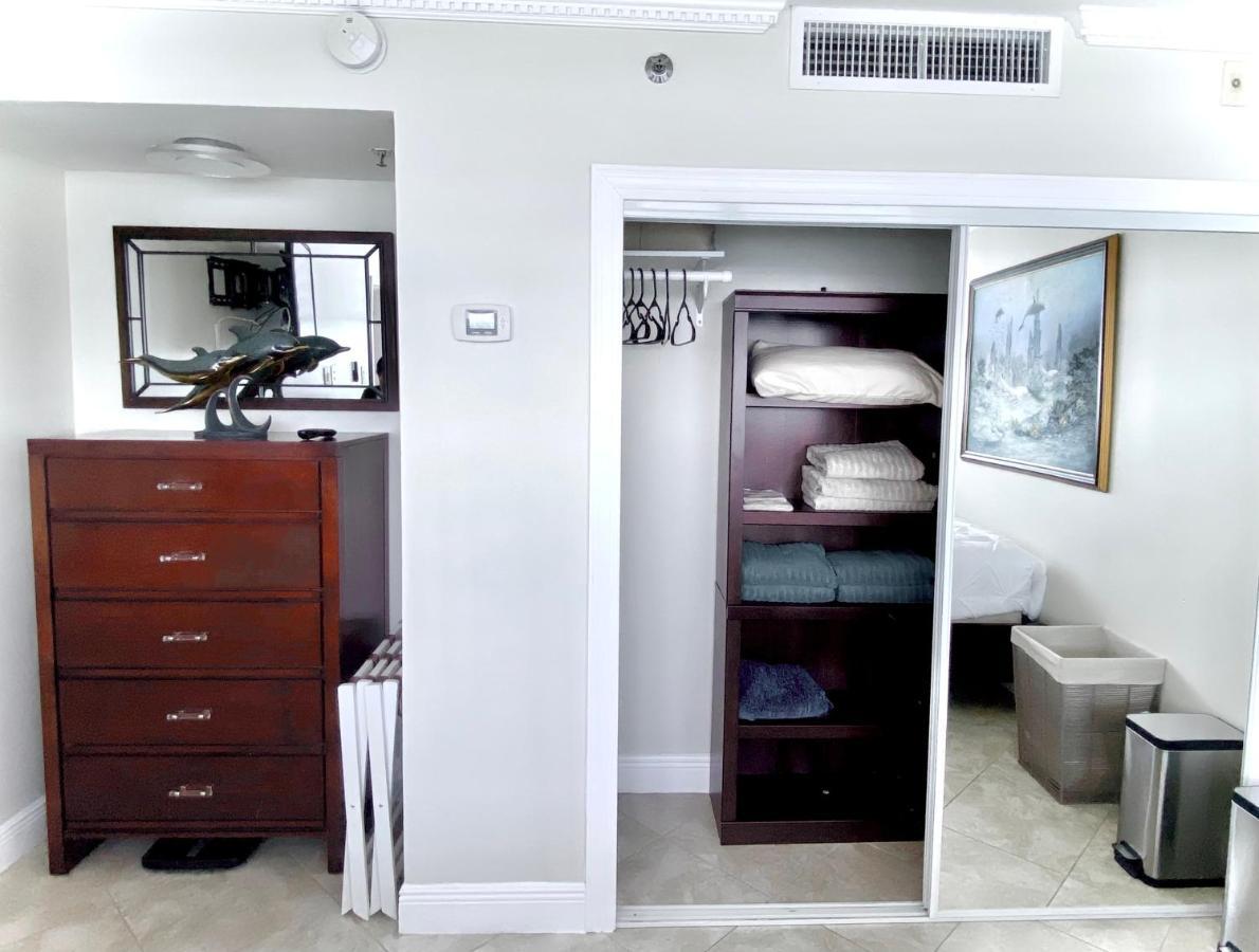 מיאמי ביץ' Castle Beach Resort Condo Penthouse Or 1Br Direct Ocean View -Just Remodeled- מראה חיצוני תמונה