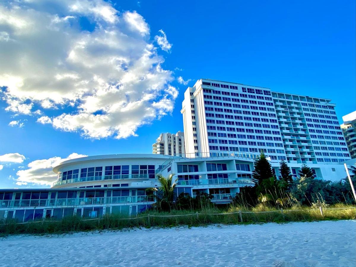 מיאמי ביץ' Castle Beach Resort Condo Penthouse Or 1Br Direct Ocean View -Just Remodeled- מראה חיצוני תמונה